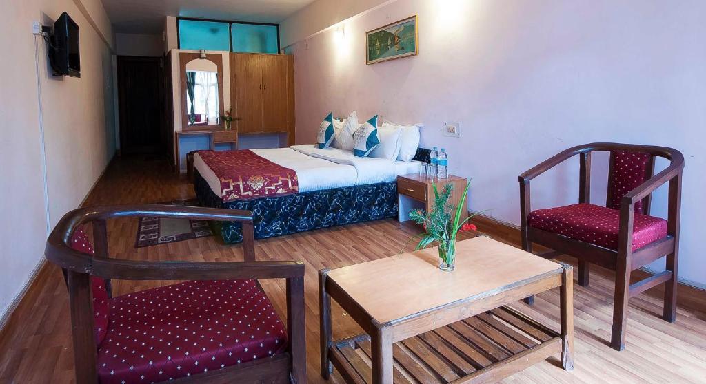 Hotel Anamika Нейнитал Стая снимка