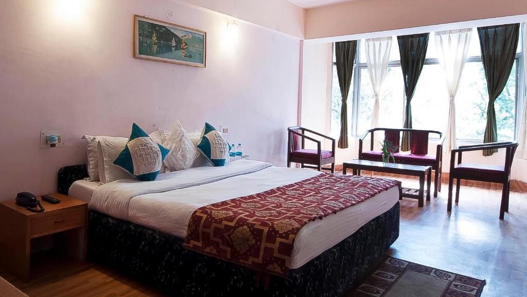 Hotel Anamika Нейнитал Стая снимка