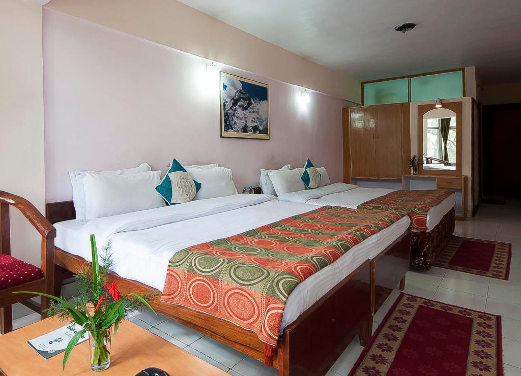 Hotel Anamika Нейнитал Стая снимка