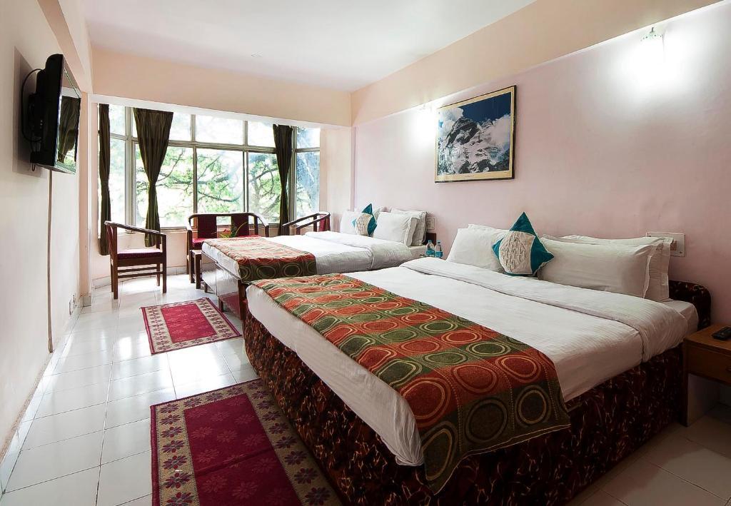 Hotel Anamika Нейнитал Стая снимка